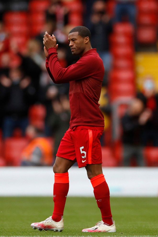 法甲清晨再迎强敌；印第安纳步行者官宣签约；主帅态度——更衣室稳定；医务组通报恢复的简单介绍